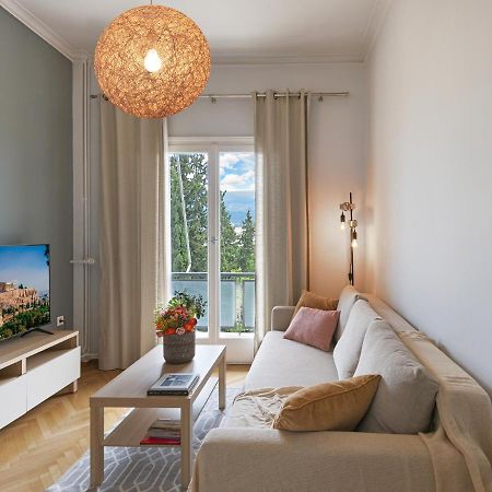 Beautiful Apartment In Kolonaki Athena Bagian luar foto