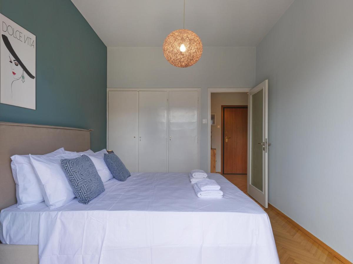 Beautiful Apartment In Kolonaki Athena Bagian luar foto