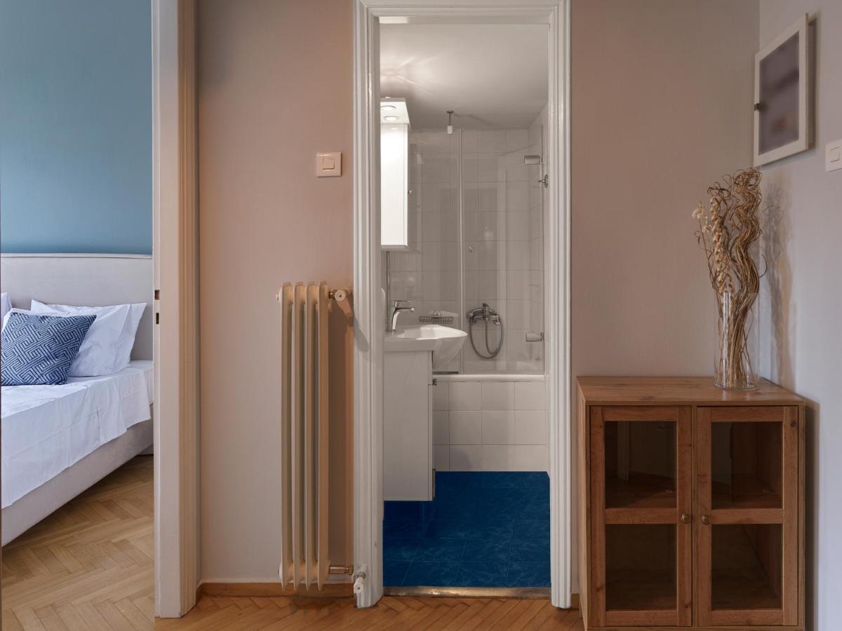 Beautiful Apartment In Kolonaki Athena Bagian luar foto